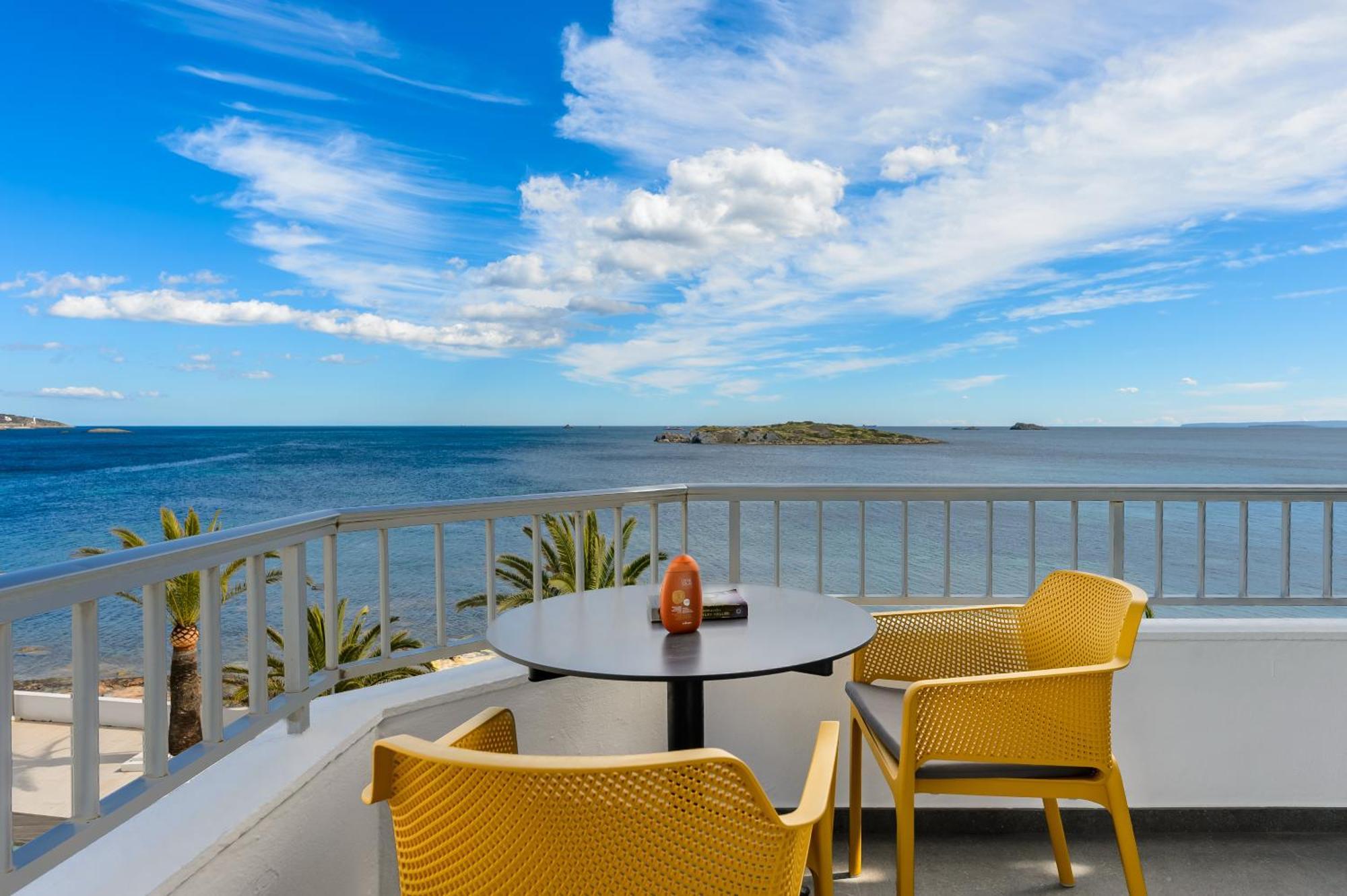 Apartamentos Vibra Jabeque Dreams Ibiza Town Luaran gambar